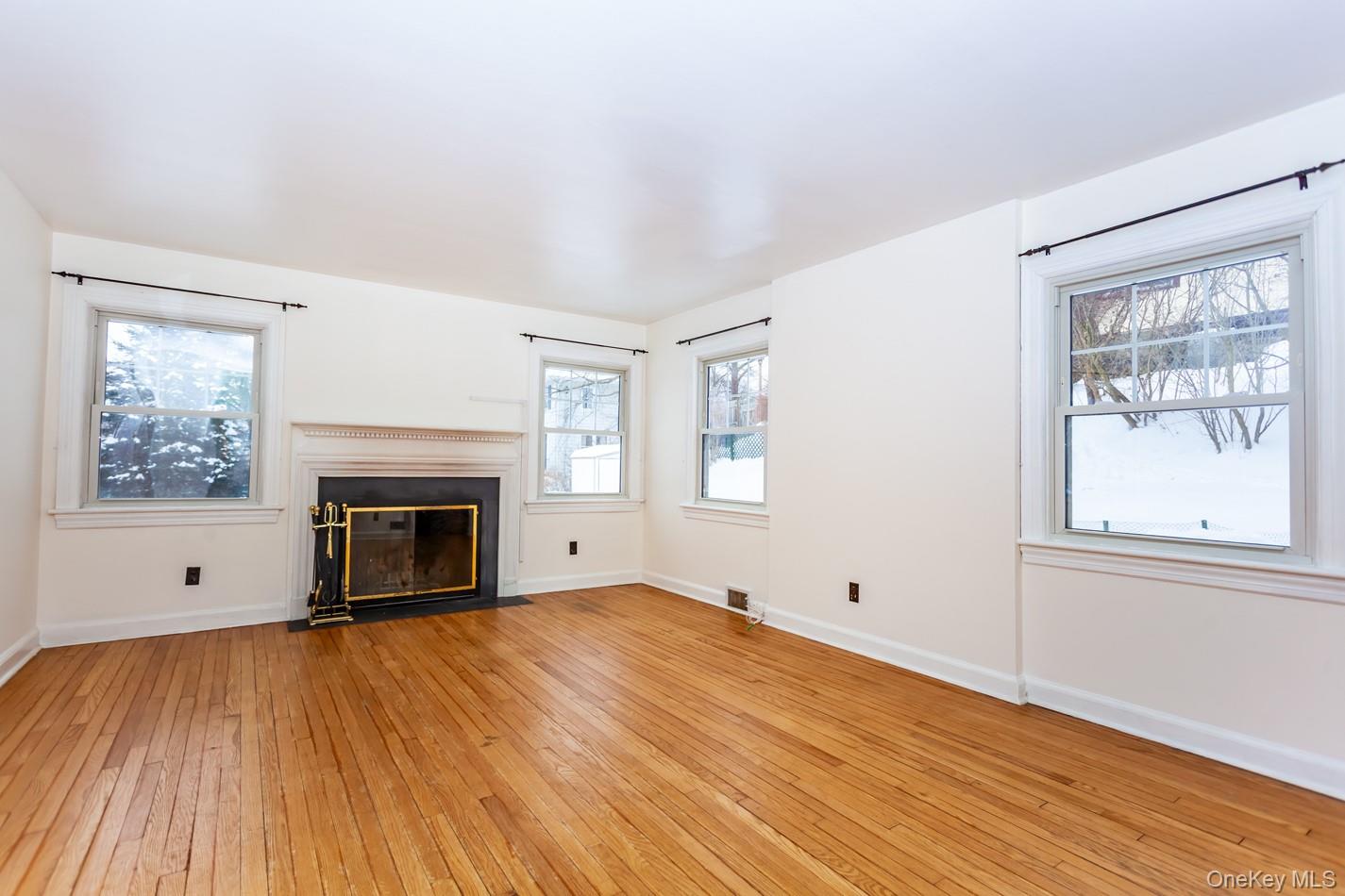 530 Union Avenue Peekskill, NY 10566 - Photo 12 of 32 with working fireplace