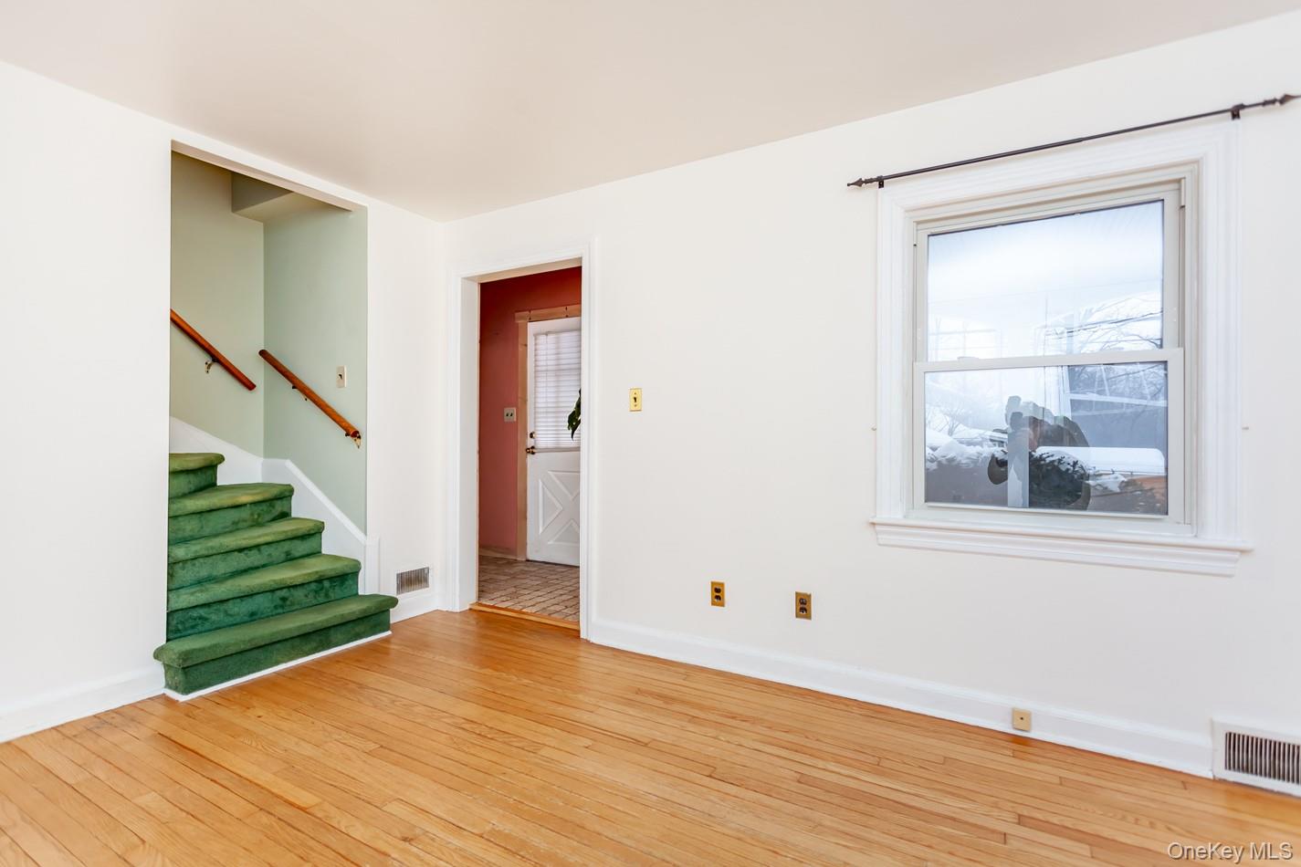 530 Union Avenue Peekskill, NY 10566 - Photo 16 of 32