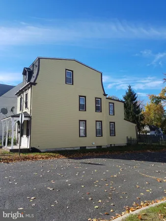 $2,500 | 649 Bordentown Road, Burlington, NJ 08016