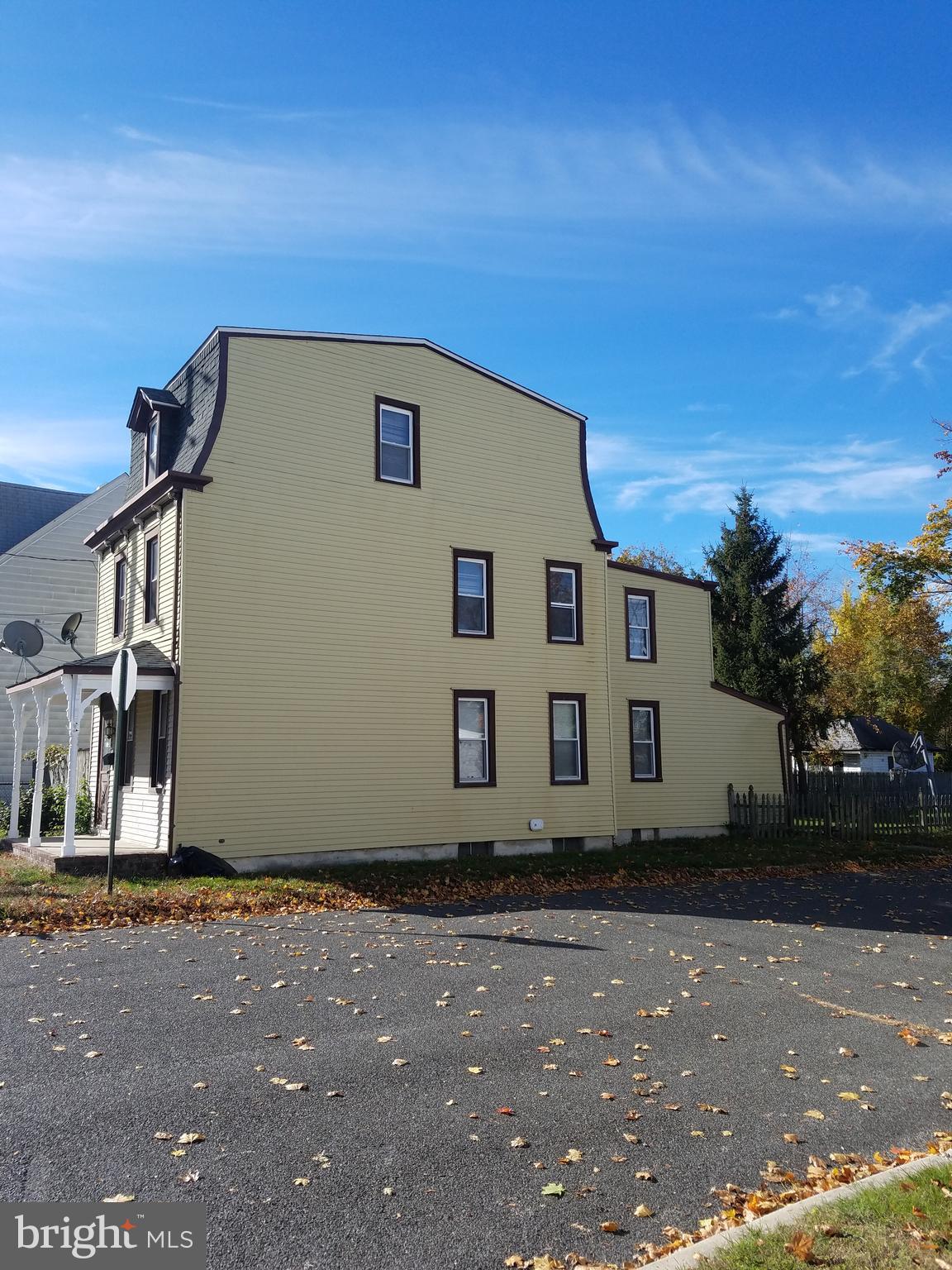 649 Bordentown Road Burlington, NJ 08016 - Photo 19 of 20 a view of a blue house with a yard