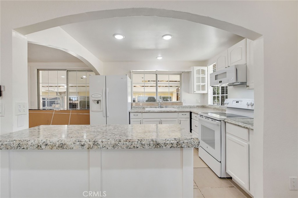 4304 Buckthorne Street Phelan, CA 92371 - Photo 9 of 39