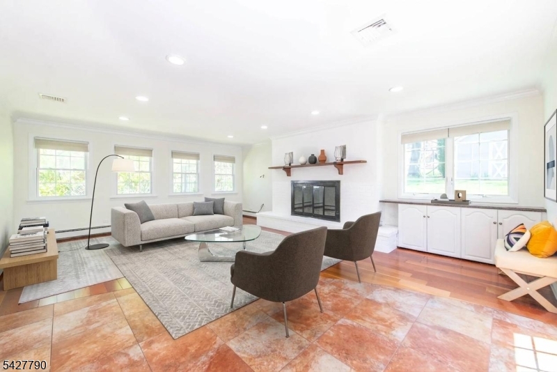 17 Morris Road West Orange, NJ 07052 - Photo 4 of 24