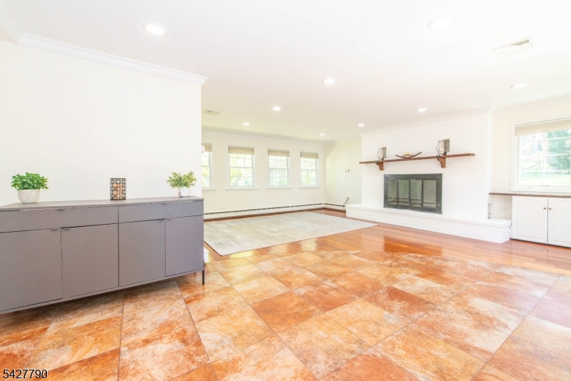 17 Morris Road West Orange, NJ 07052 - Photo 5 of 24