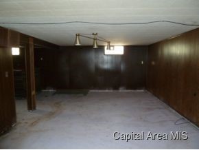 2052 Gregory Court Springfield, IL 62703 - Photo 14 of 16 Gallery Image 14