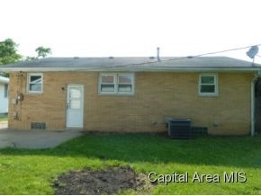 2052 Gregory Court Springfield, IL 62703 - Photo 15 of 16 Gallery Image 15