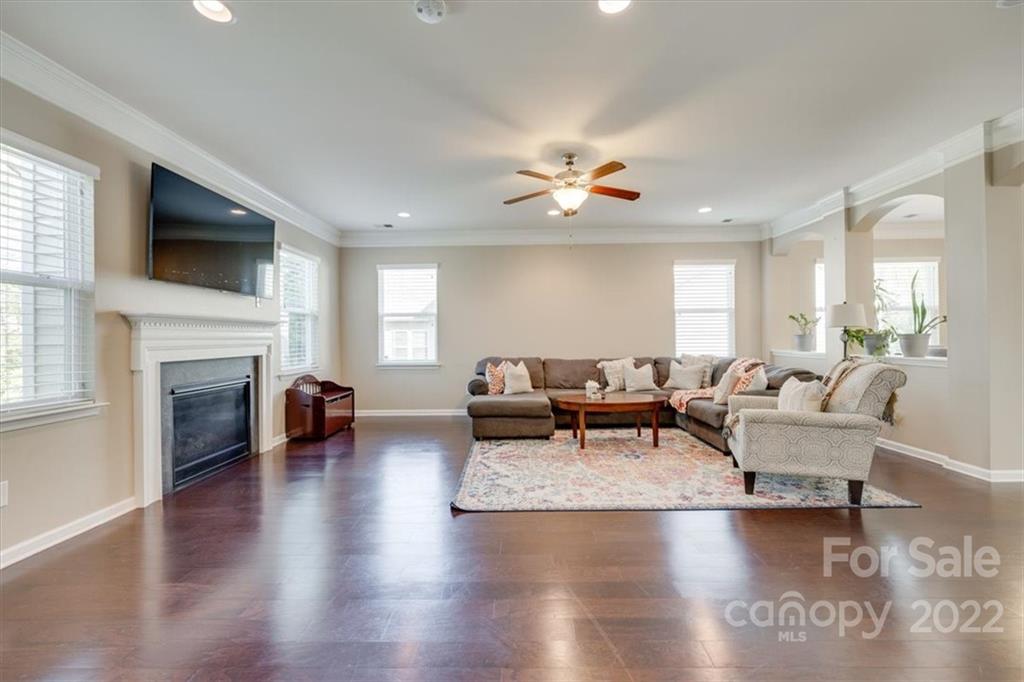 10234 Withers Road Charlotte, NC 28278 - Photo 10 of 38 Gallery Image 10
