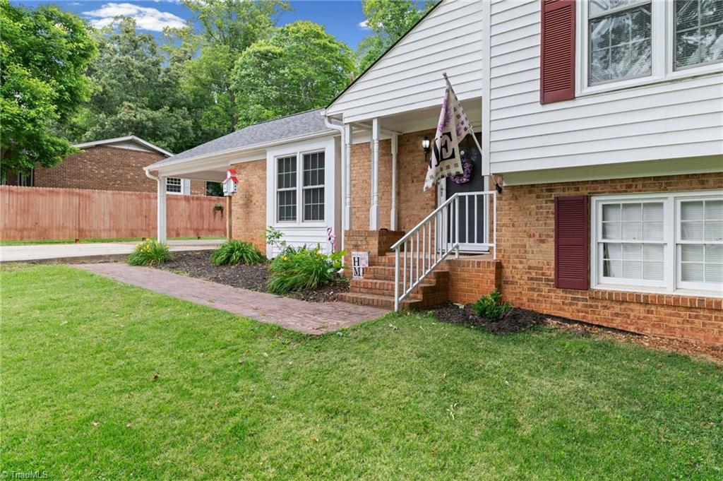 201 Kingwood Road Reidsville, NC 27320 - Photo 3 of 48