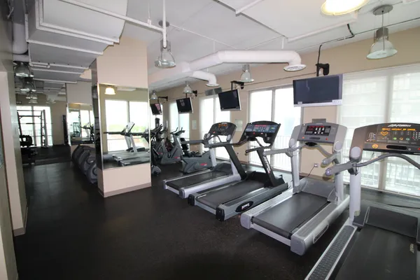 $2,700 | 2 East Erie Street, Unit 1901, Chicago, IL 60611