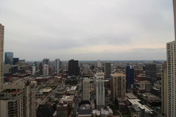 $2,700 | 2 East Erie Street, Unit 1901, Chicago, IL 60611