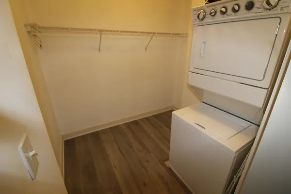 $2,700 | 2 East Erie Street, Unit 1901, Chicago, IL 60611