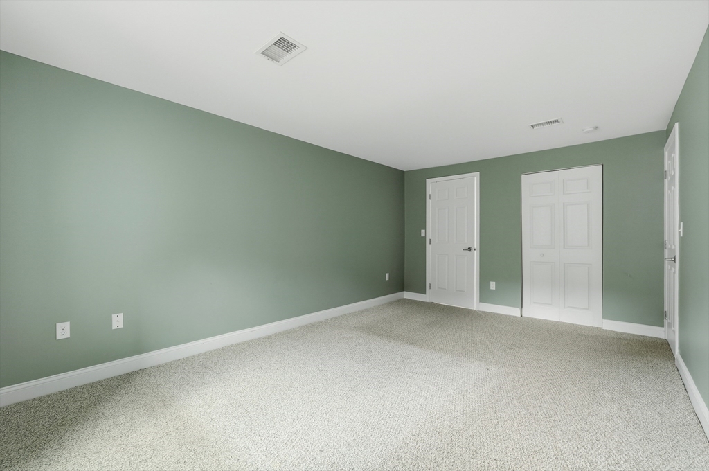 405 Franklin Crossing Road, Unit 405 Franklin, MA 02038 - Photo 12 of 19 Gallery Image 12