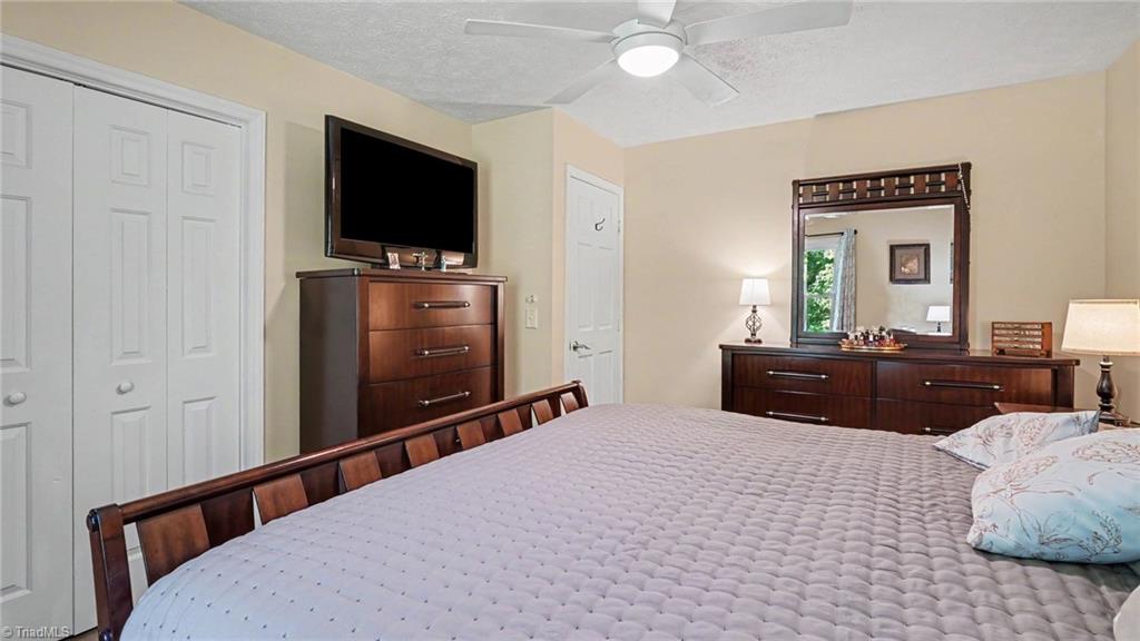 162 Oak Ridge Place Mount Airy, NC 27030 - Photo 13 of 27 Gallery Image 13
