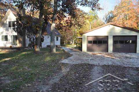 9305 South Raucholz Road St. Charles, MI 48655 - Photo 2 of 18 20384665-1.JPG