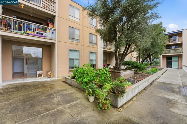 $259,000 | 410 North Civic Drive, Unit 303, Walnut Creek, CA 94596