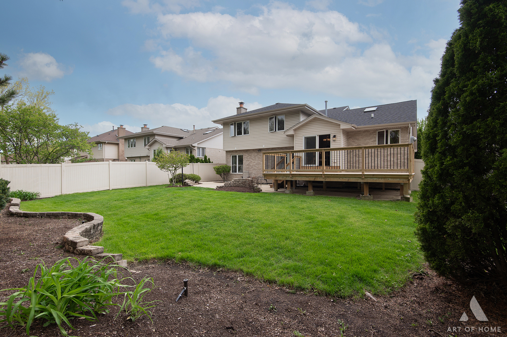 571 Veterans Parkway Addison, IL 60101 - Photo 11 of 12