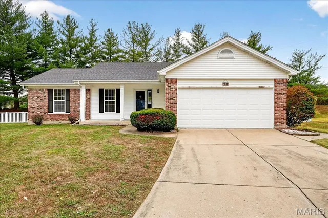 $349,000 | 20 White Chapel Court, O'Fallon, MO 63368