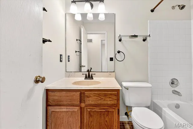 $349,000 | 20 White Chapel Court, O'Fallon, MO 63368