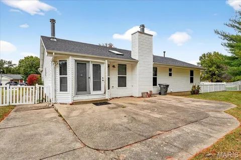 $349,000 | 20 White Chapel Court, O'Fallon, MO 63368