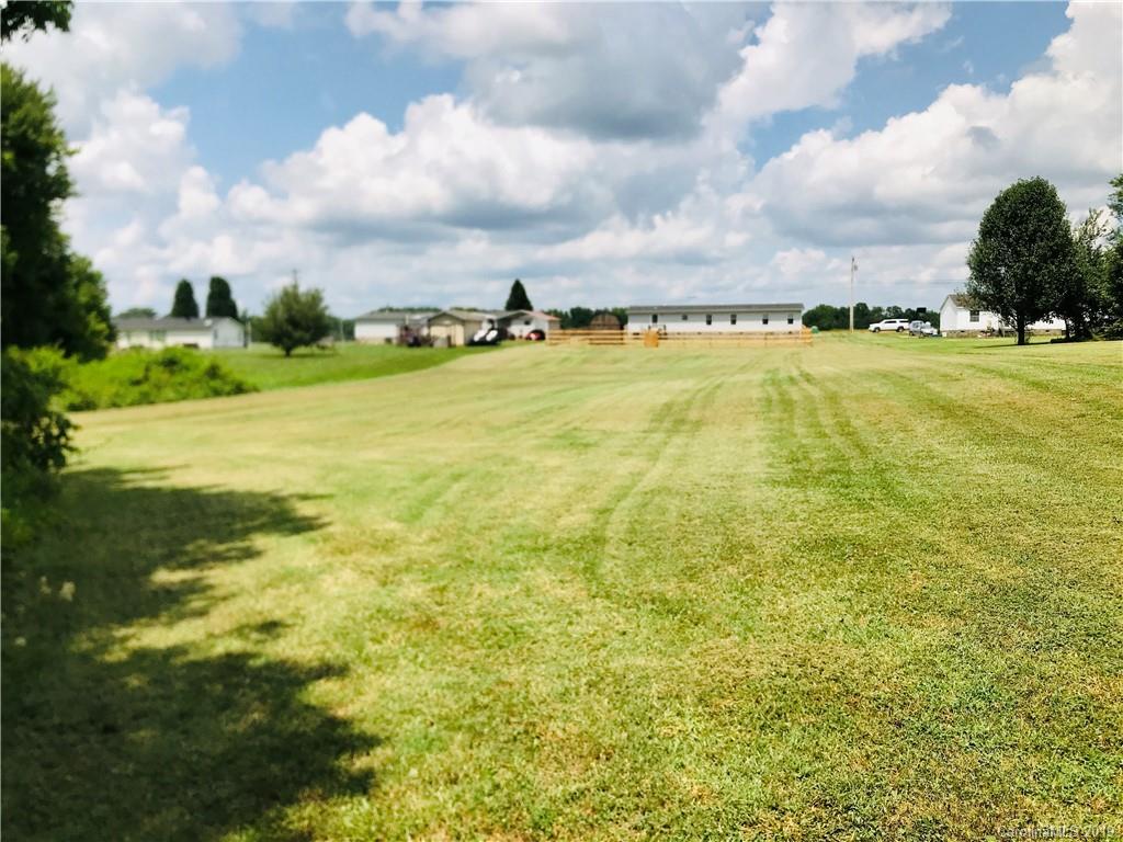 141 Hub Carpenter Road Bessemer City, NC 28016 - Photo 2 of 22 Gallery Image 2