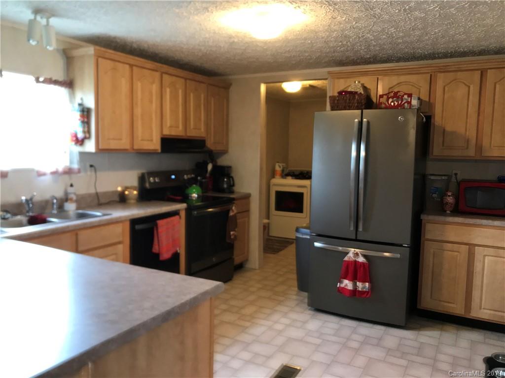 141 Hub Carpenter Road Bessemer City, NC 28016 - Photo 11 of 22 Gallery Image 11