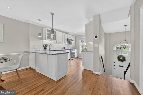 $1,399,000 | 204 Green Street, Alexandria, VA 22314