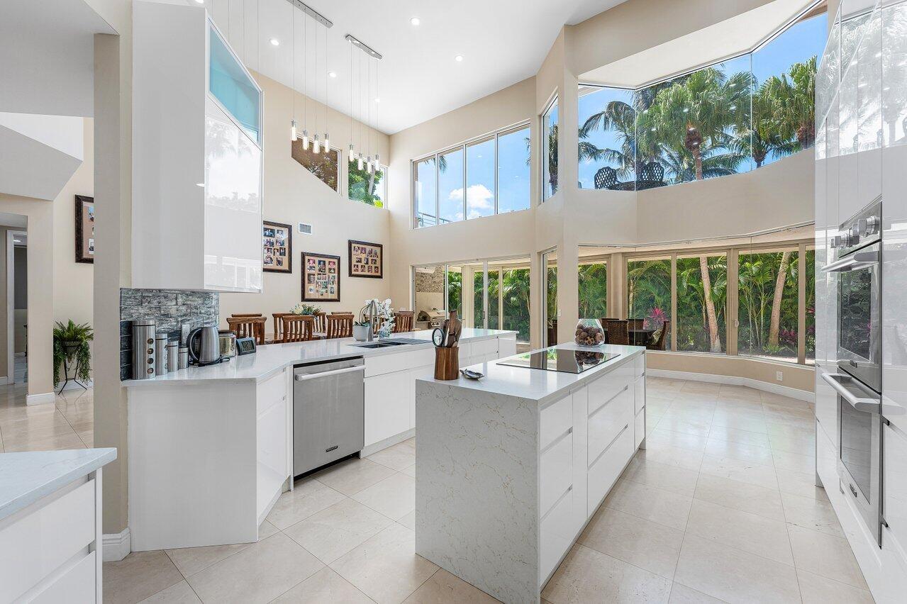 17906 Aberdeen Way Boca Raton, FL 33496 - Photo 9 of 106 Kitchen