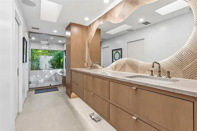 $3,950,000 | 18660 Long Lake Drive, Boca Raton, FL 33496