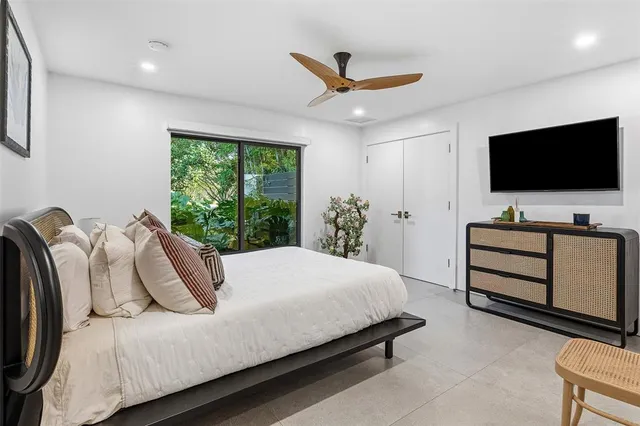 $3,950,000 | 18660 Long Lake Drive, Boca Raton, FL 33496