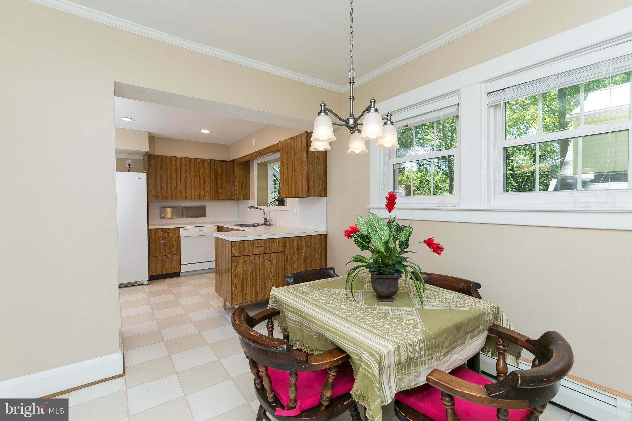 2215 Arden Road Baltimore, MD 21209 - Photo 12 of 30 Kitchen