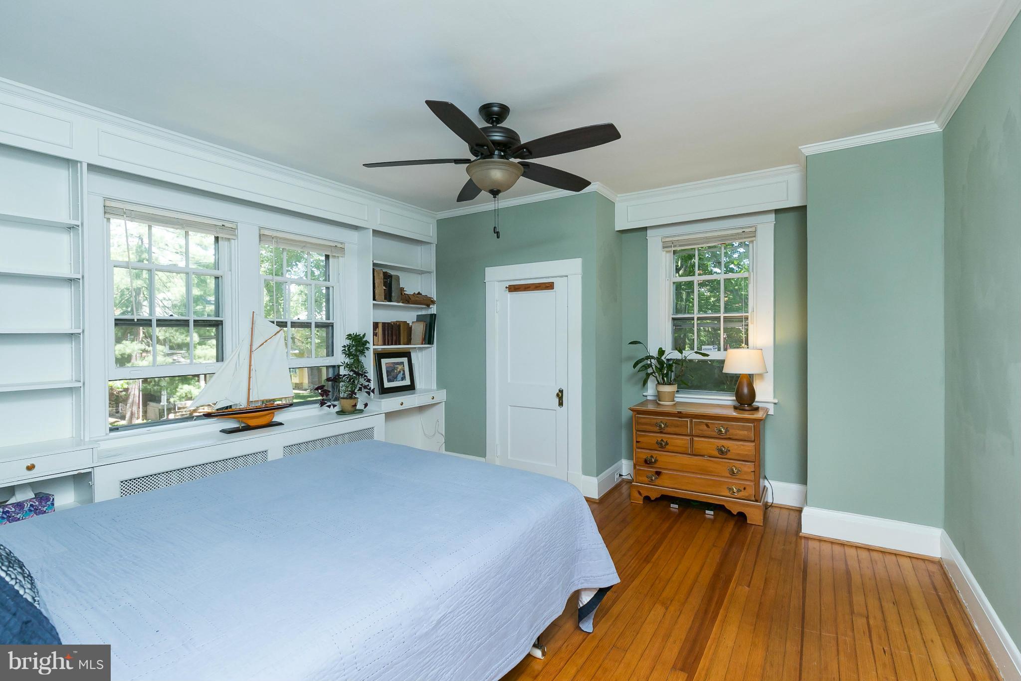 2215 Arden Road Baltimore, MD 21209 - Photo 16 of 30 Master bedroom with built-in bookcases