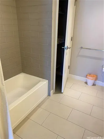 $4,200 | 888 Kapiolani Boulevard, Unit 1106, Honolulu, HI 96813