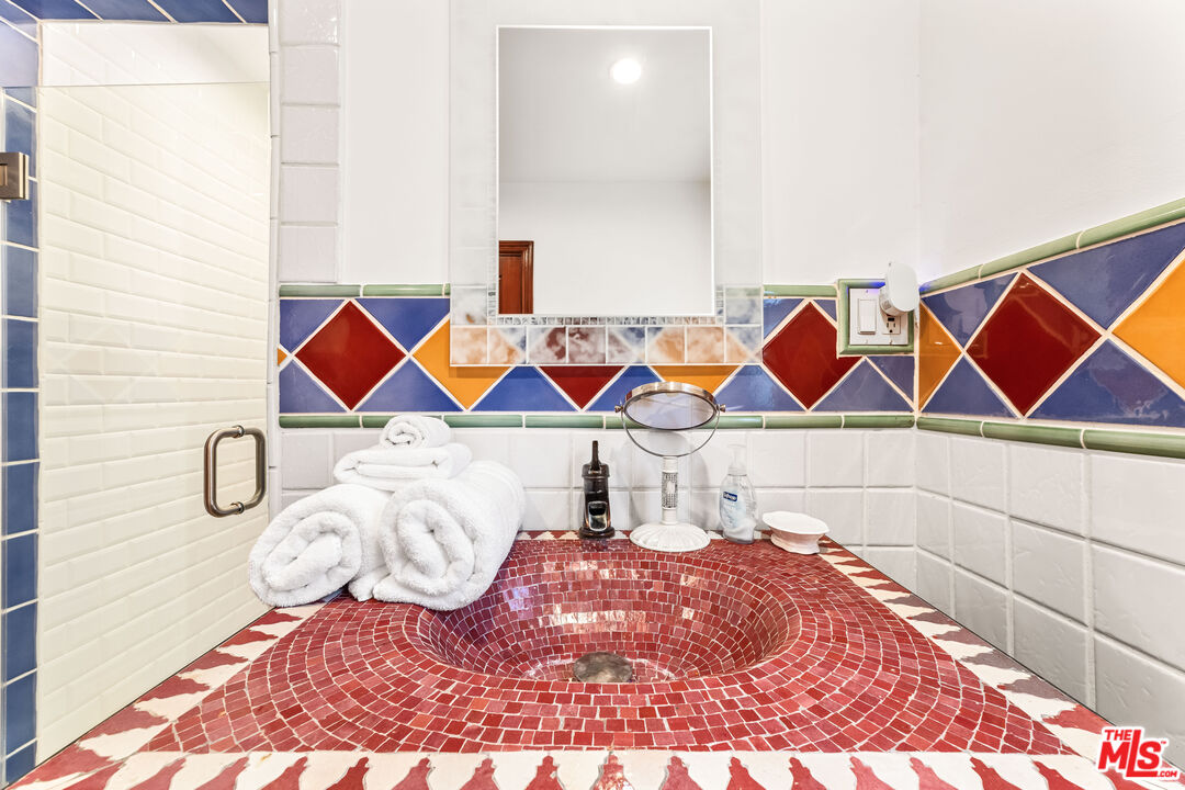 12109 Maxwellton Road Studio City, CA 91604 - Photo 55 of 75