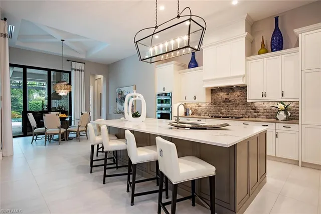 $5,995,000 | 179 Mahogany Drive, Naples, FL 34108