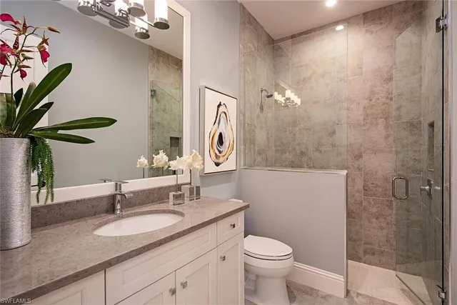 $5,995,000 | 179 Mahogany Drive, Naples, FL 34108