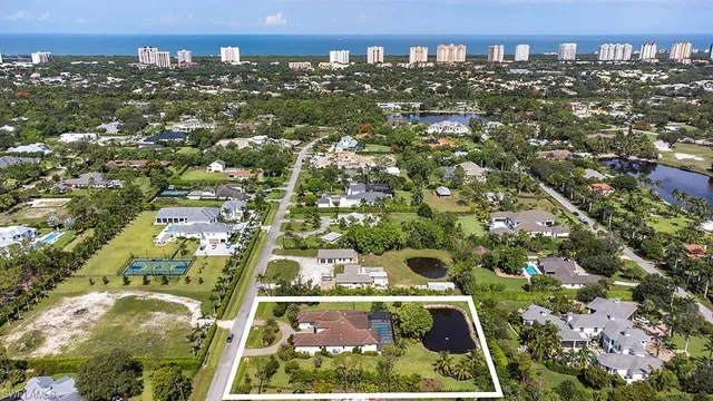 $5,995,000 | 179 Mahogany Drive, Naples, FL 34108
