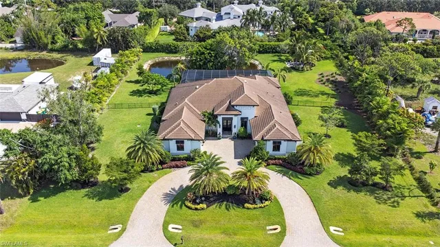 $5,995,000 | 179 Mahogany Drive, Naples, FL 34108