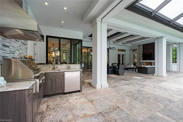 $5,995,000 | 179 Mahogany Drive, Naples, FL 34108