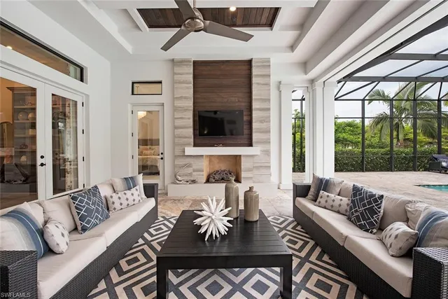 $5,995,000 | 179 Mahogany Drive, Naples, FL 34108