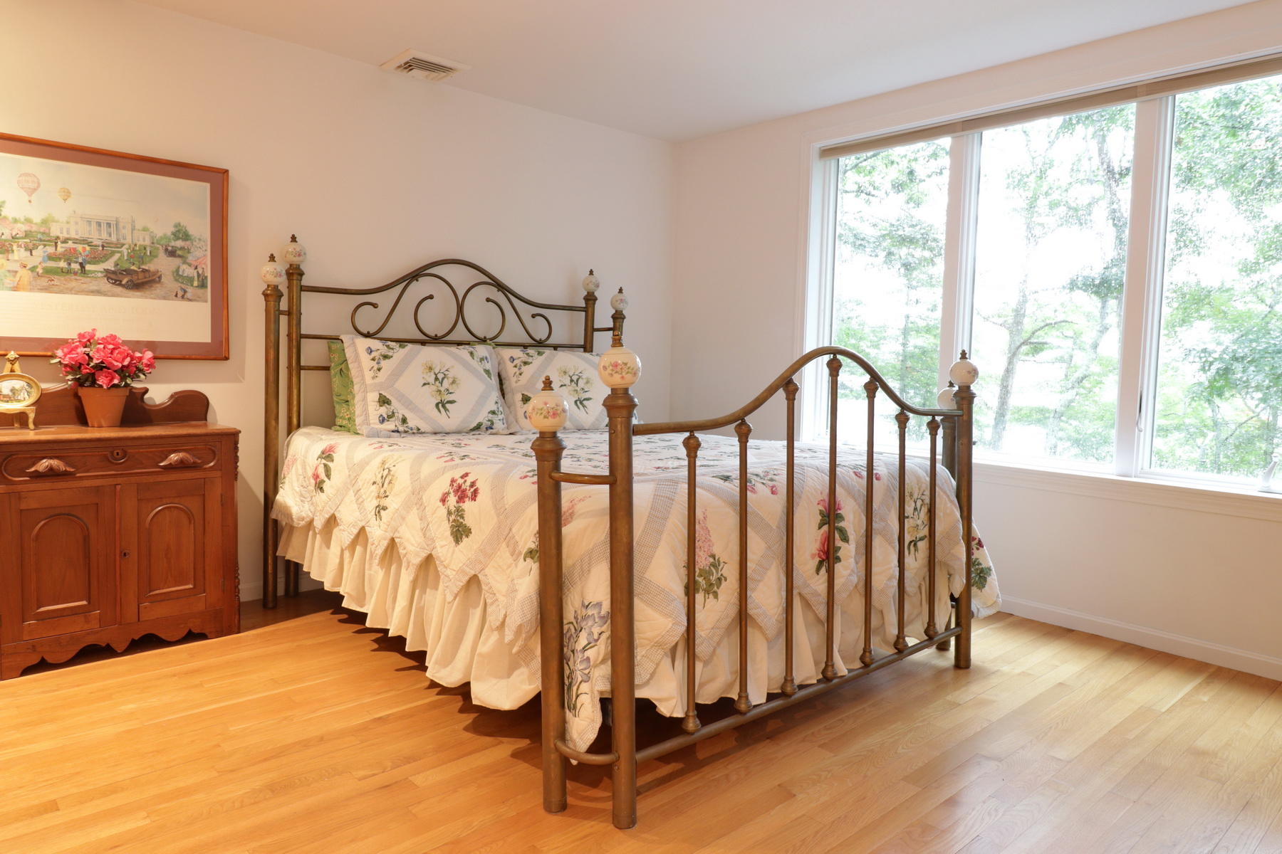 120 Fells Pond Road Mashpee, MA 02649 - Photo 28 of 42 a bedroom with a bed and a window