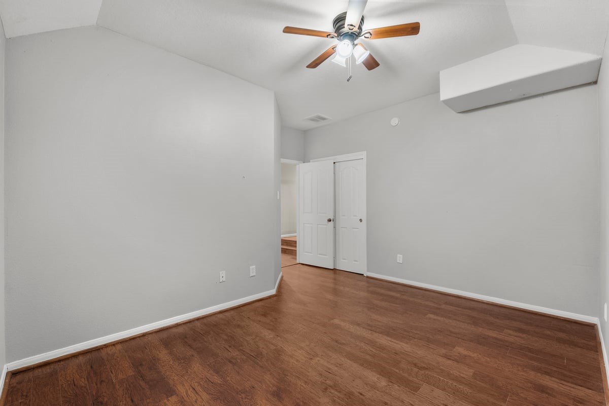 2231 Water Way Seabrook, TX 77586 - Photo 14 of 43 a view of an empty room