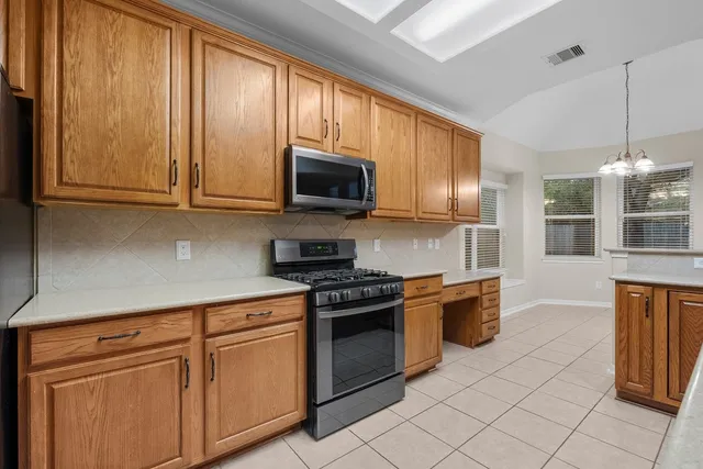 $374,800 | 2231 Water Way, Seabrook, TX 77586