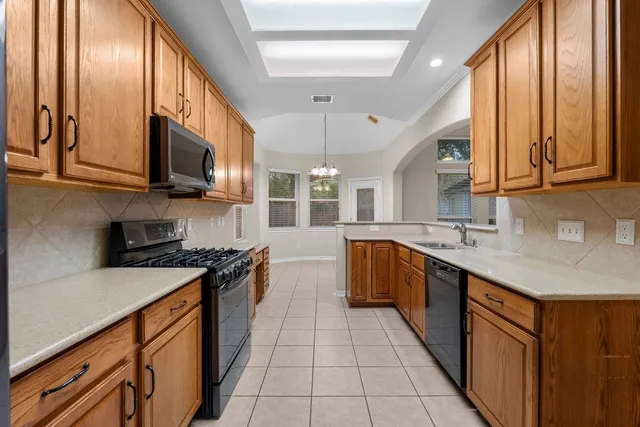 $374,800 | 2231 Water Way, Seabrook, TX 77586