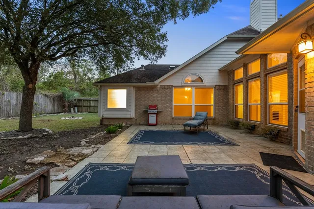 $374,800 | 2231 Water Way, Seabrook, TX 77586