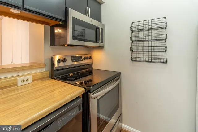 $1,625 | 1625 Carriage House Terrace, Unit AA, Silver Spring, MD 20904
