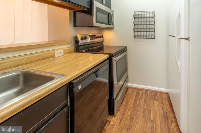 $1,625 | 1625 Carriage House Terrace, Unit AA, Silver Spring, MD 20904
