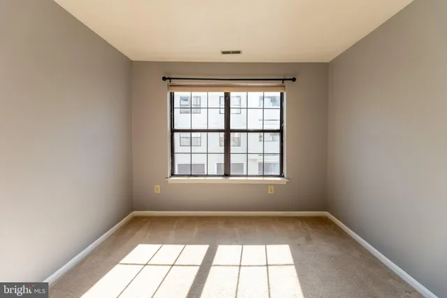 $1,625 | 1625 Carriage House Terrace, Unit AA, Silver Spring, MD 20904