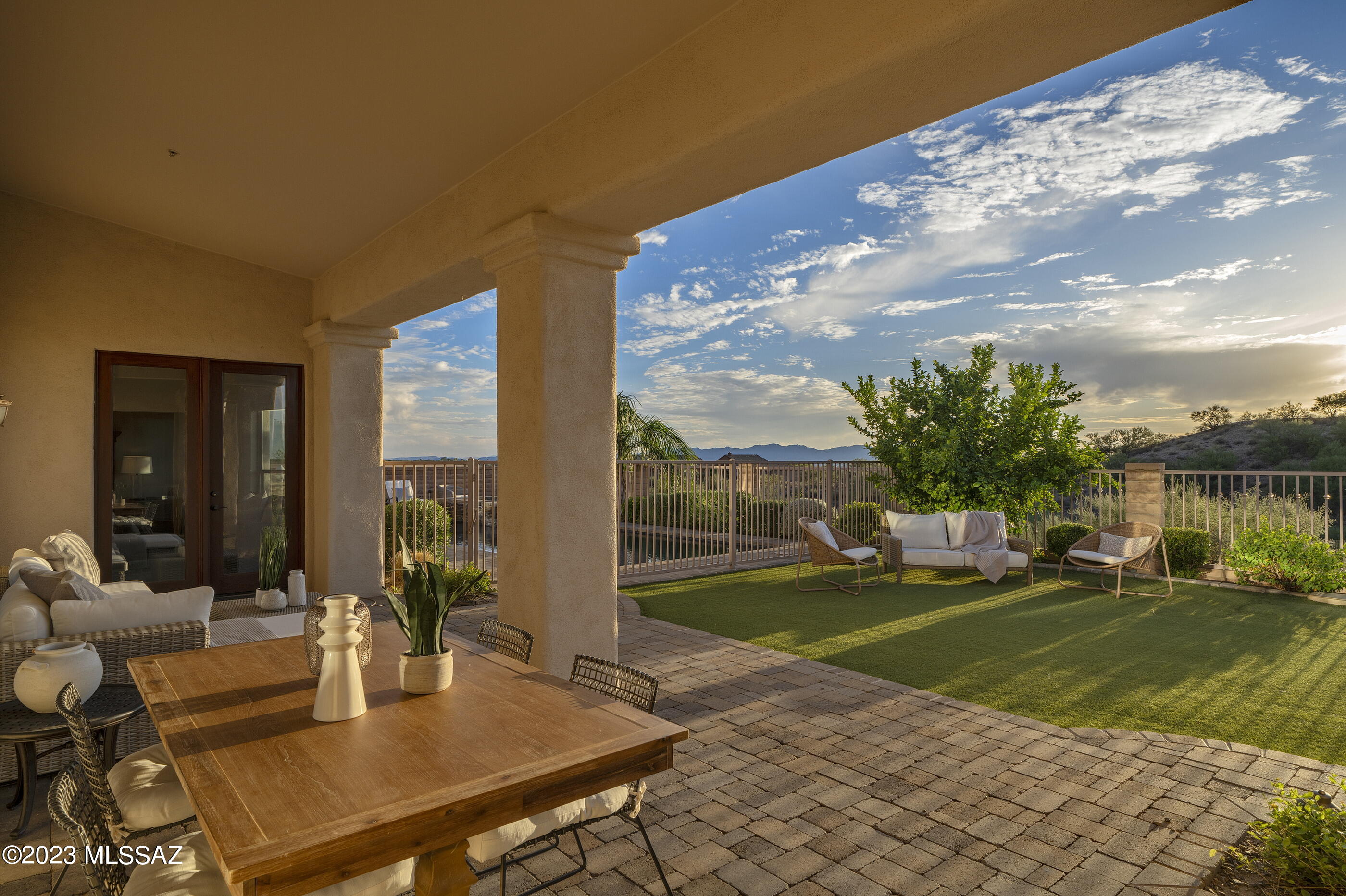 10889 North Pusch Ridge View Place Oro Valley, AZ 85737 - Photo 30 of 38
