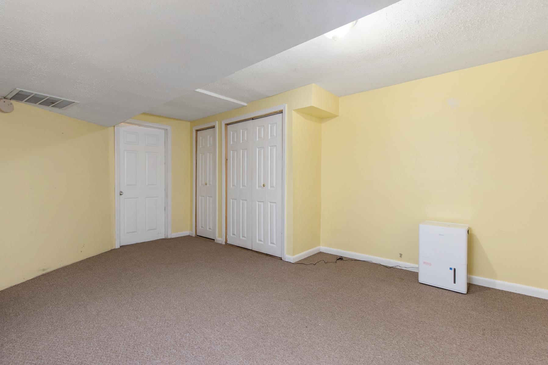 86 Green Road Raymond, NH 03077 - Photo 21 of 24