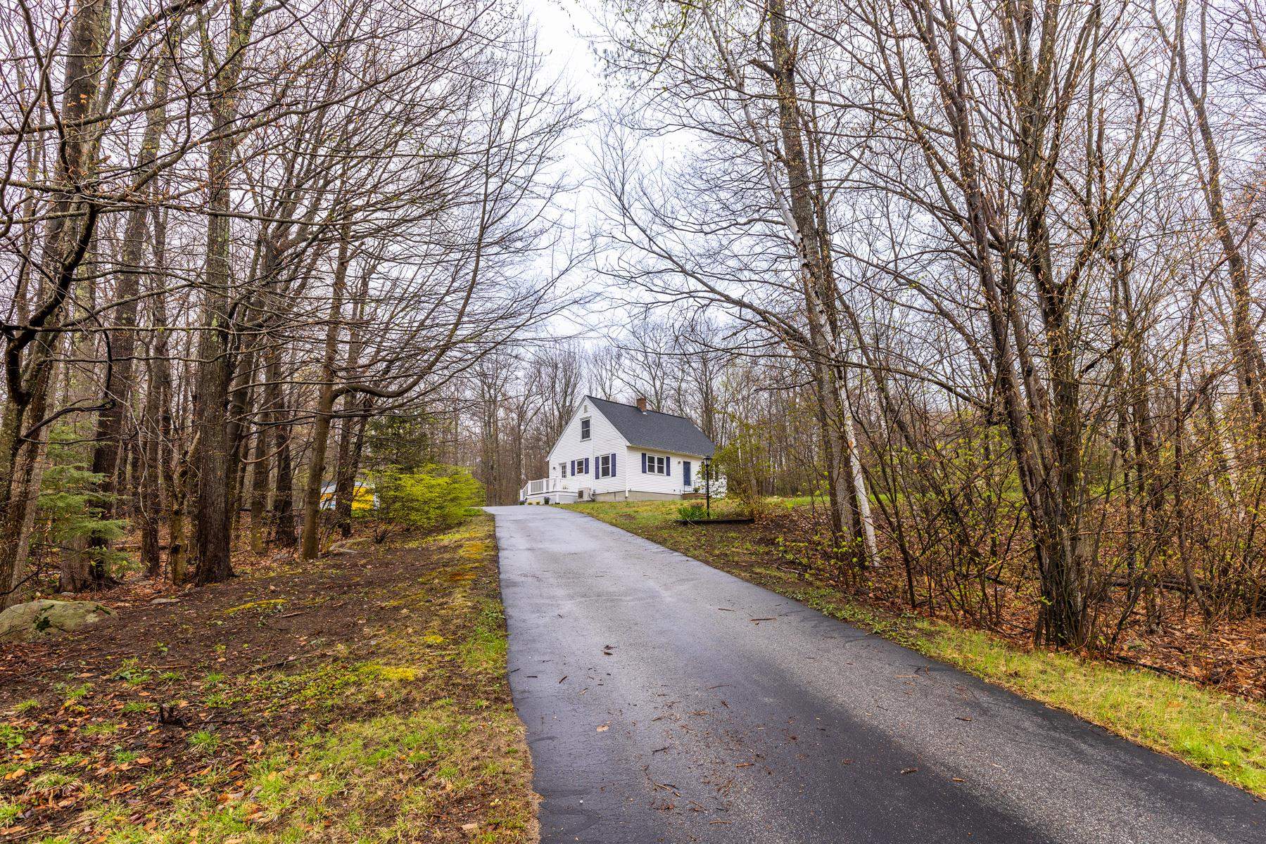 86 Green Road Raymond, NH 03077 - Photo 6 of 24
