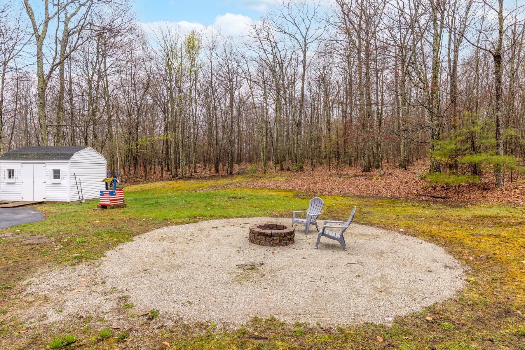86 Green Road Raymond, NH 03077 - Photo 7 of 24